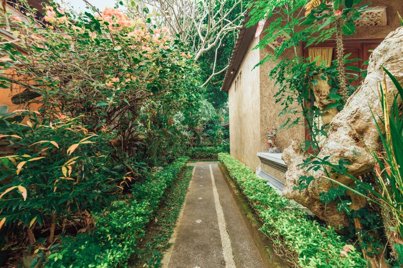 Suastika Lodge Ubud  Exterior photo
